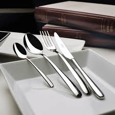 Set de Cubiertos modelo STYLE